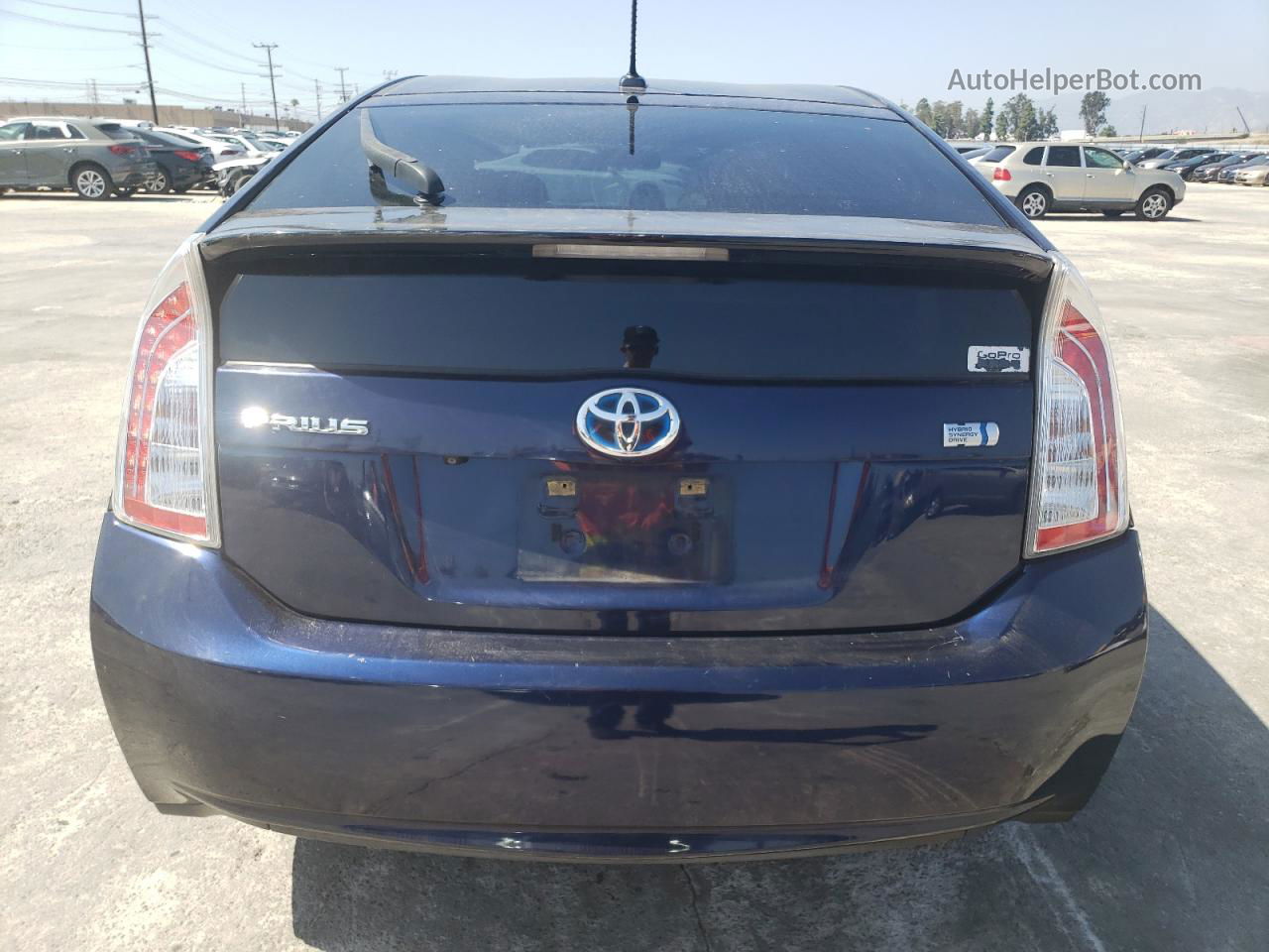 2014 Toyota Prius  Blue vin: JTDKN3DU3E1767089