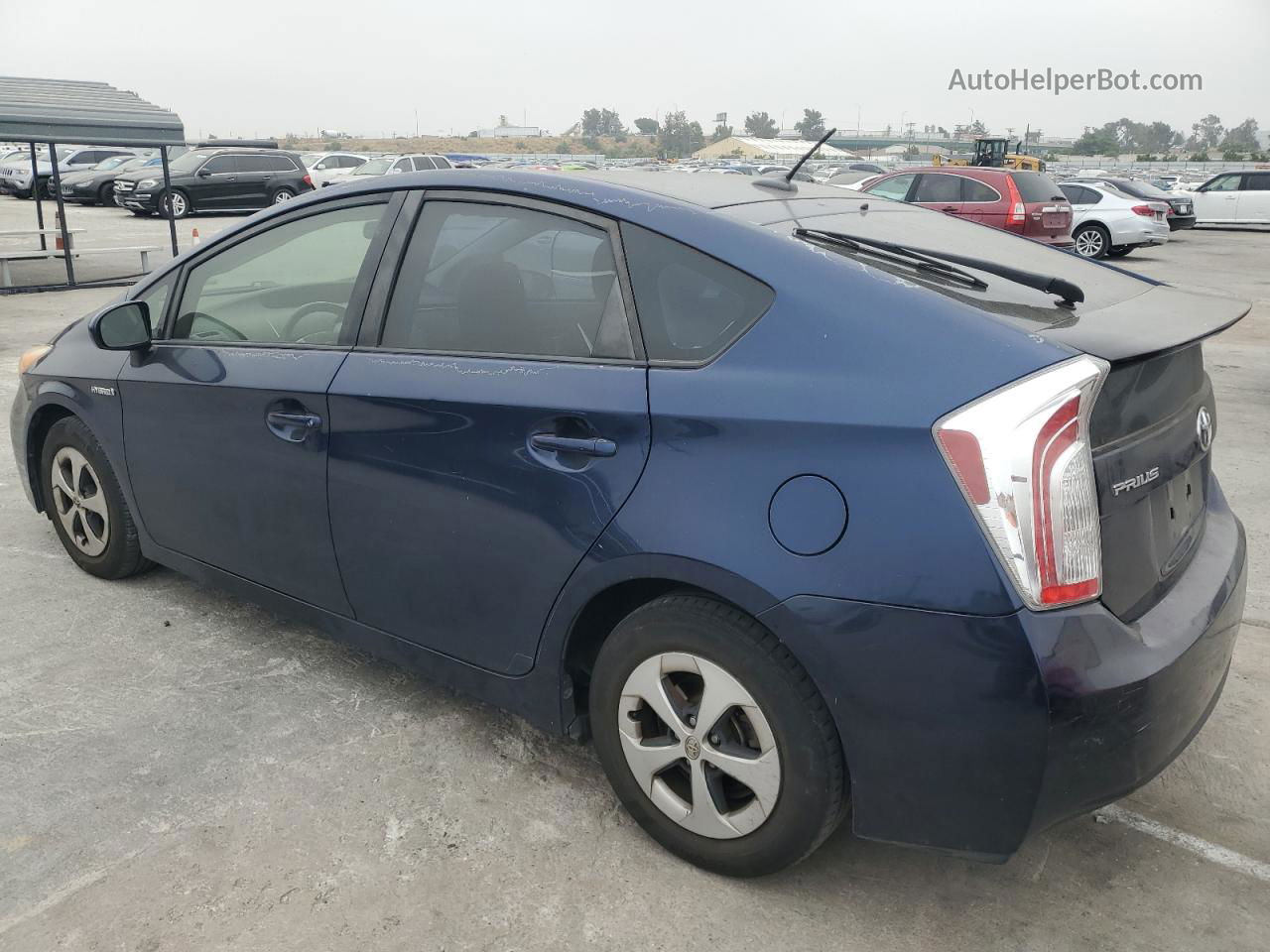 2014 Toyota Prius  Blue vin: JTDKN3DU3E1788122