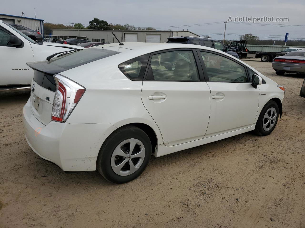 2015 Toyota Prius  White vin: JTDKN3DU3F0427559