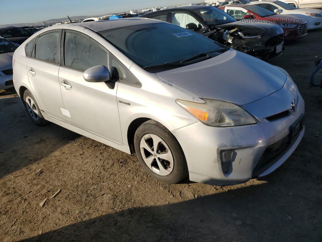 2014 Toyota Prius  Silver vin: JTDKN3DU4E0357939