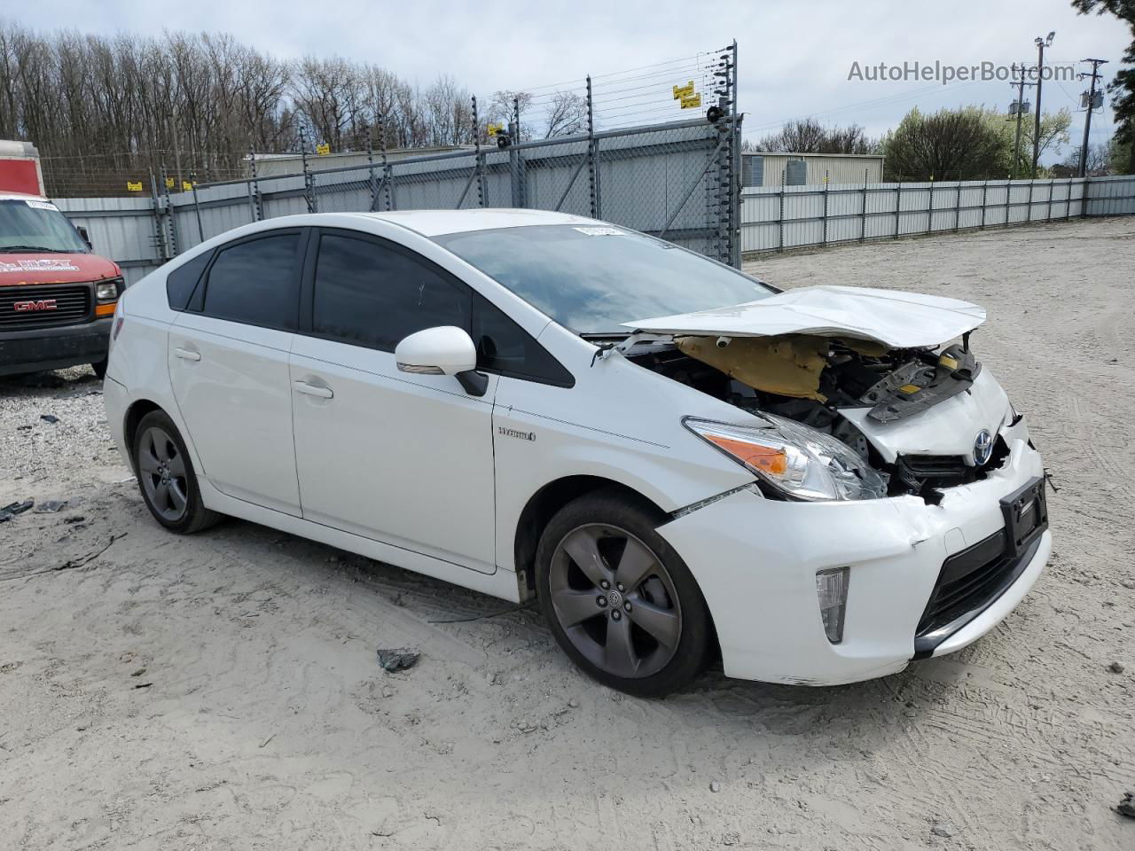 2015 Toyota Prius  Белый vin: JTDKN3DU4F0395589