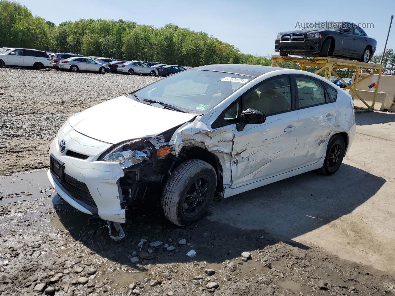 2015 Toyota Prius  Белый vin: JTDKN3DU4F1865128