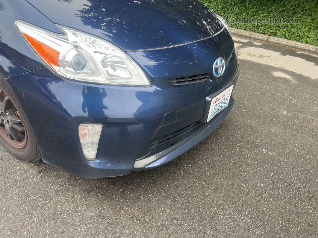 2015 Toyota Prius Two Blue vin: JTDKN3DU4F2001044