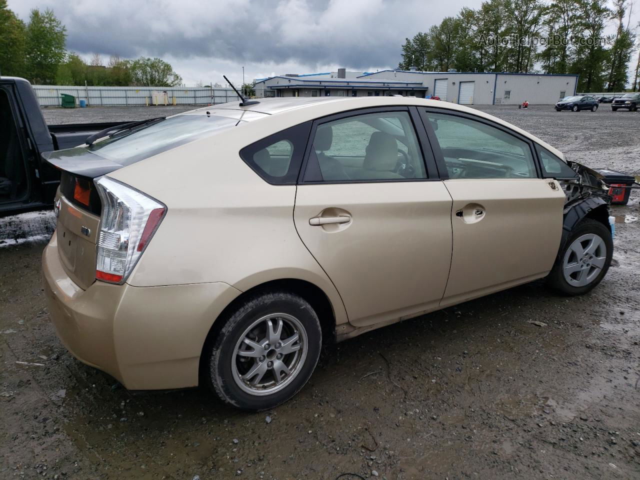 2011 Toyota Prius  Gold vin: JTDKN3DU5B1445193