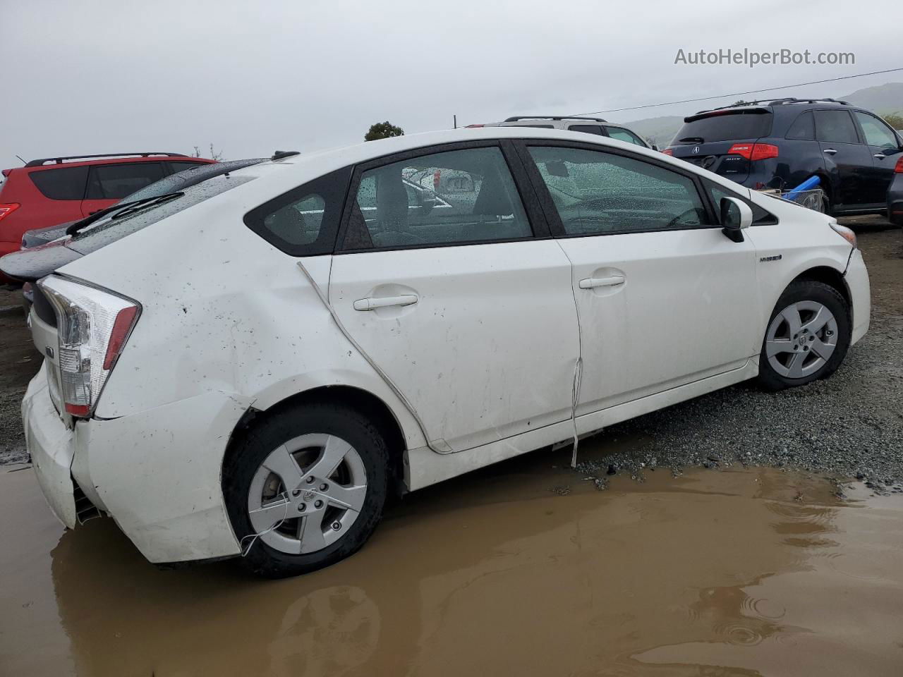 2011 Toyota Prius  Белый vin: JTDKN3DU5B5358418