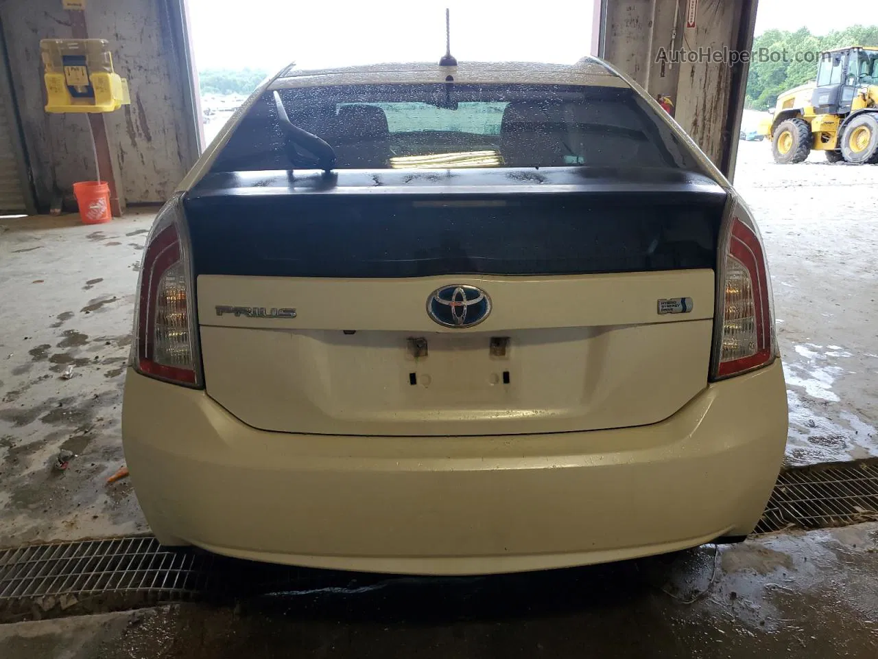 2012 Toyota Prius  White vin: JTDKN3DU5C5511123