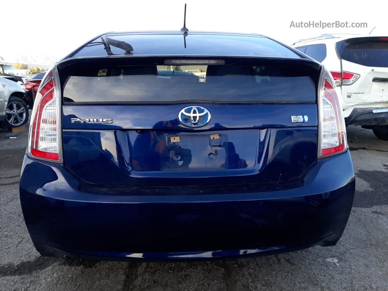 2013 Toyota Prius  Синий vin: JTDKN3DU5D1718541