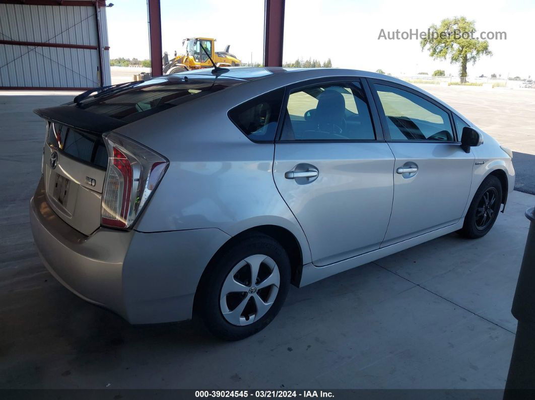 2013 Toyota Prius Three Silver vin: JTDKN3DU5D1720726