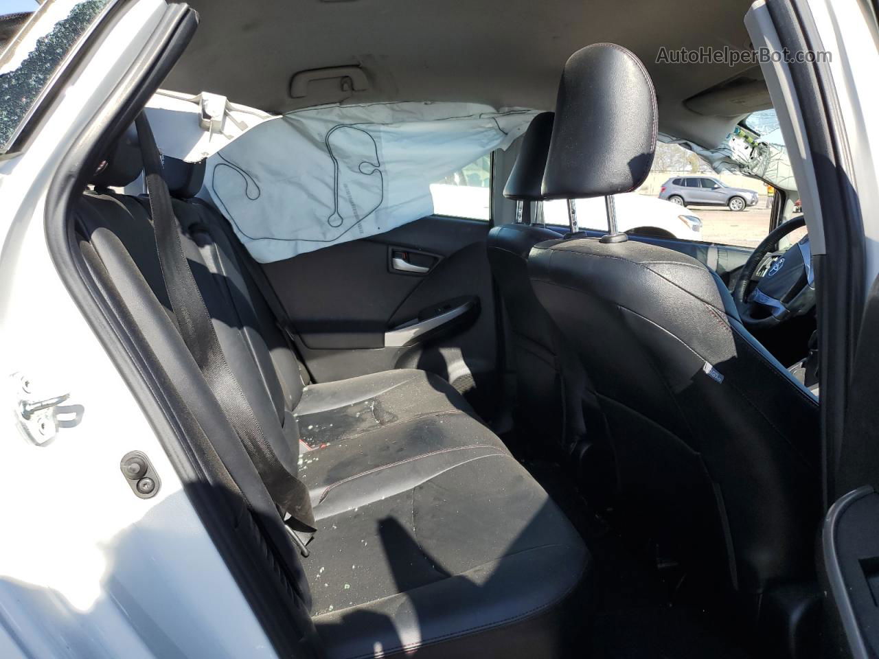 2013 Toyota Prius  Белый vin: JTDKN3DU5D5584154