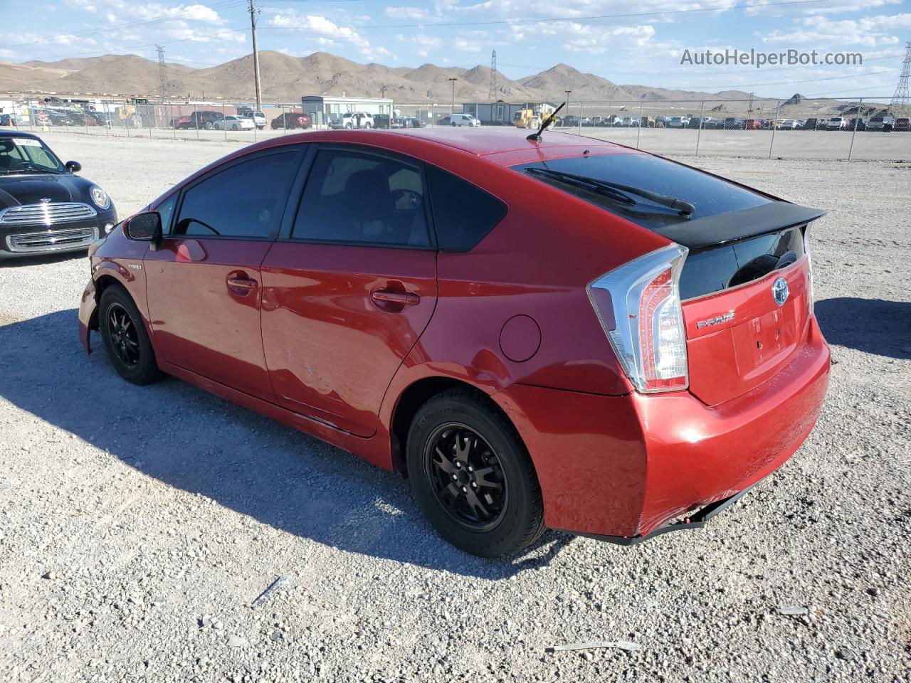 2013 Toyota Prius  Red vin: JTDKN3DU5D5700145