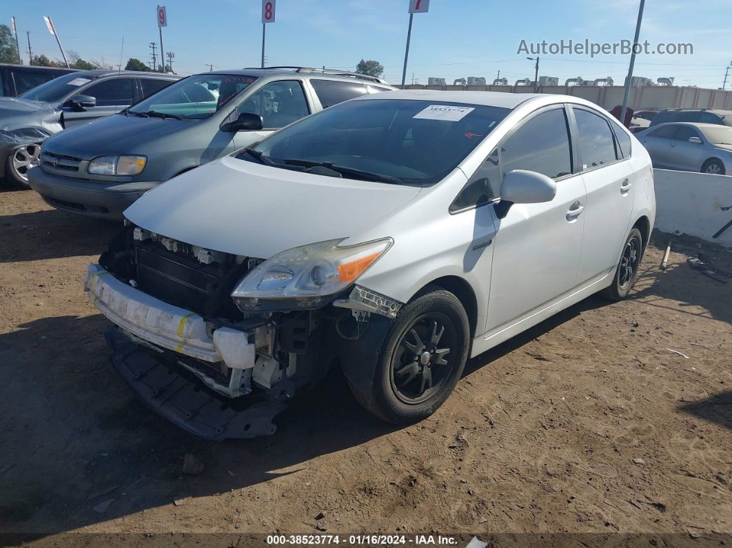 2014 Toyota Prius Three Белый vin: JTDKN3DU5E0385023