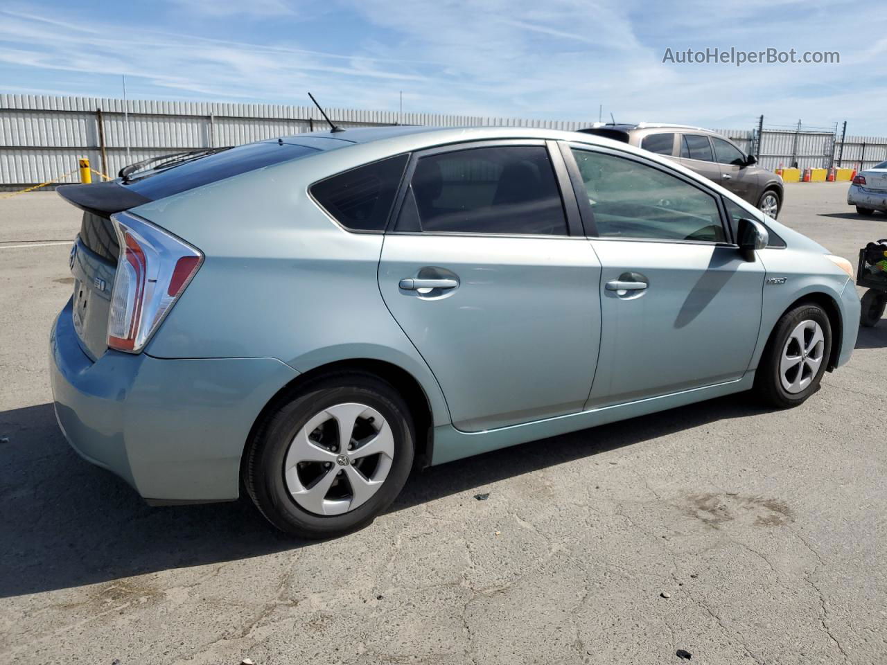 2014 Toyota Prius  Turquoise vin: JTDKN3DU5E1740315