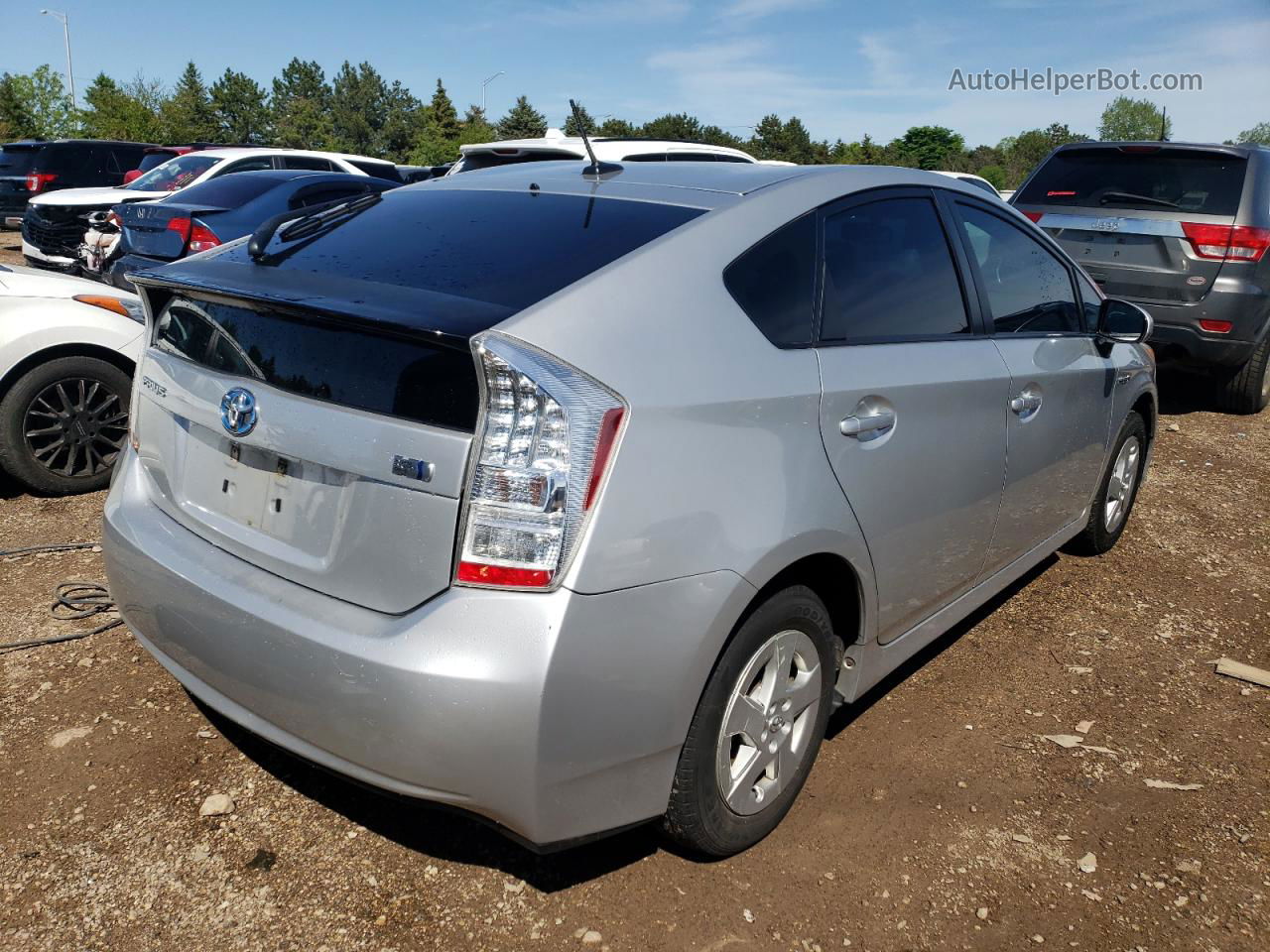 2011 Toyota Prius  Серебряный vin: JTDKN3DU6B0263167