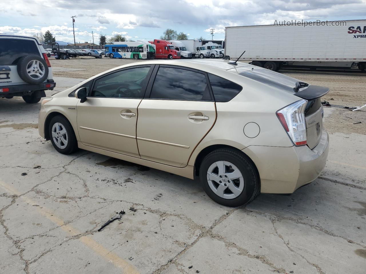 2011 Toyota Prius  Beige vin: JTDKN3DU6B1389913