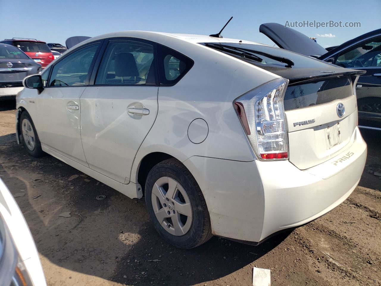 2011 Toyota Prius  White vin: JTDKN3DU6B1399034