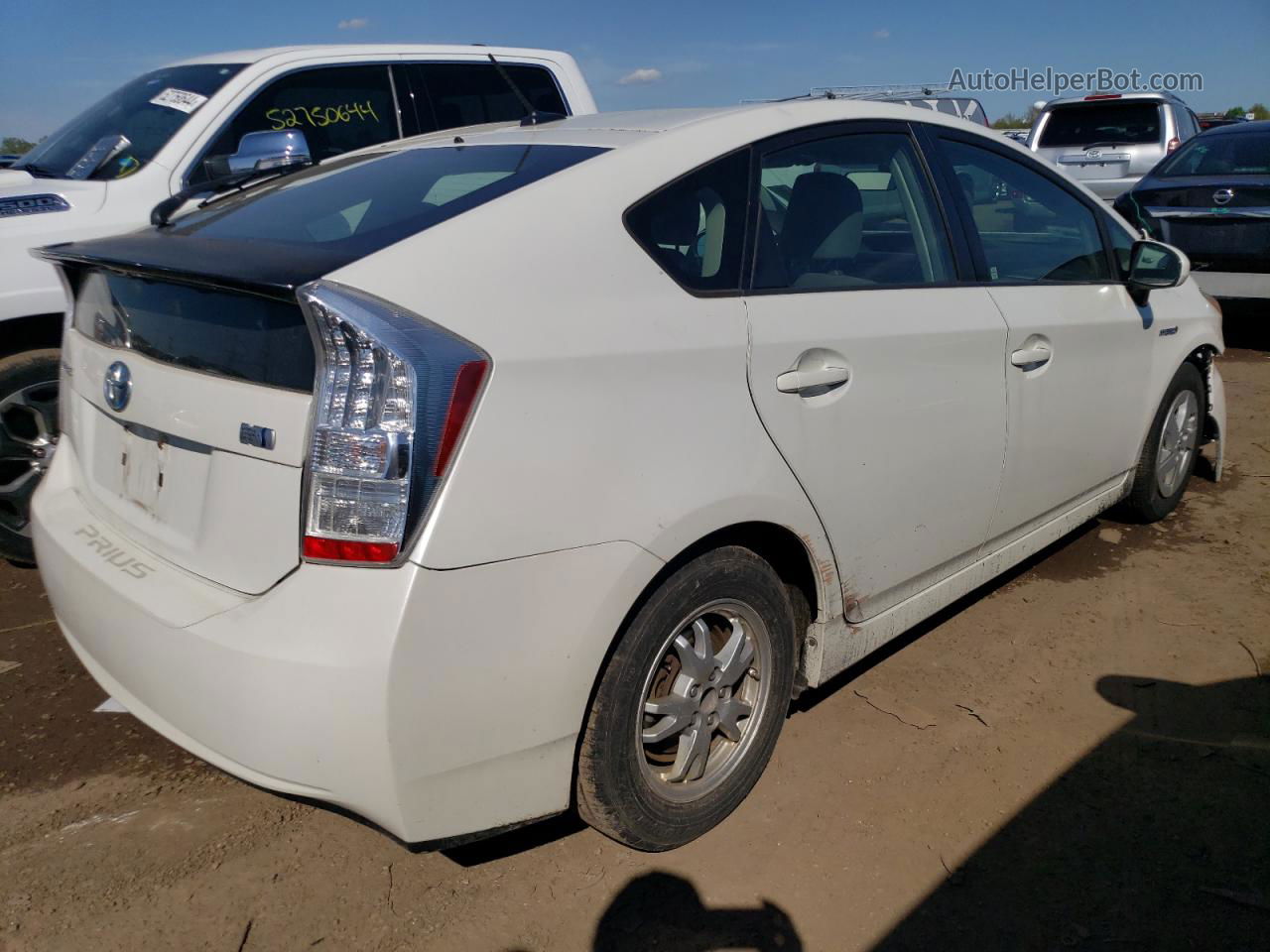 2011 Toyota Prius  White vin: JTDKN3DU6B1399034