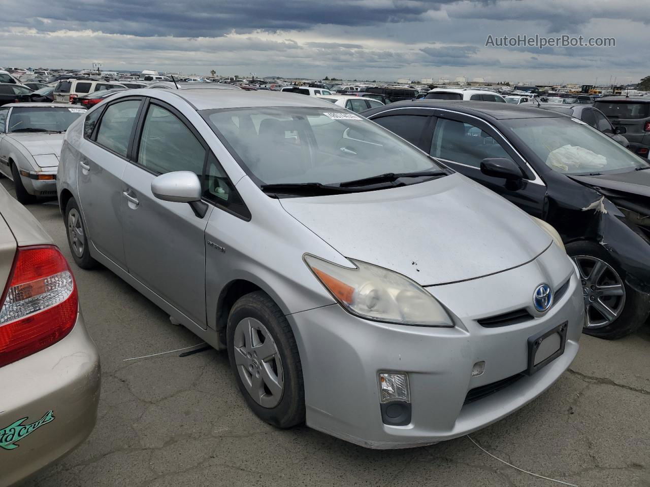 2011 Toyota Prius  Silver vin: JTDKN3DU6B1474461