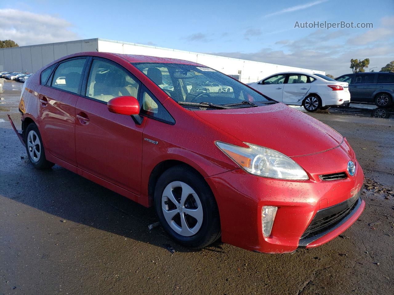 2013 Toyota Prius  Красный vin: JTDKN3DU6D0351445