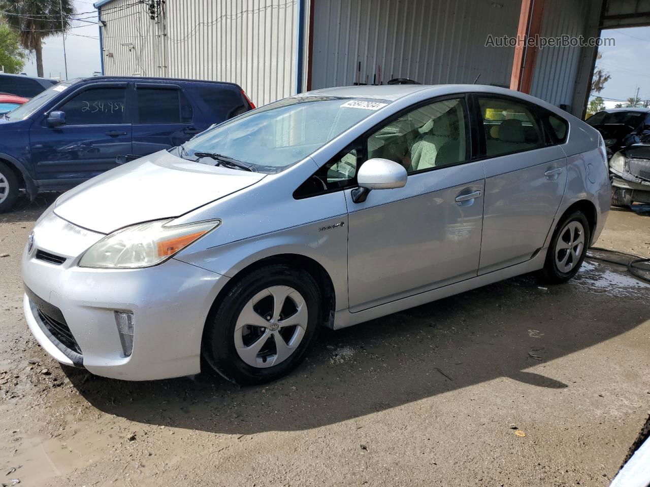 2013 Toyota Prius  Серебряный vin: JTDKN3DU6D5572398