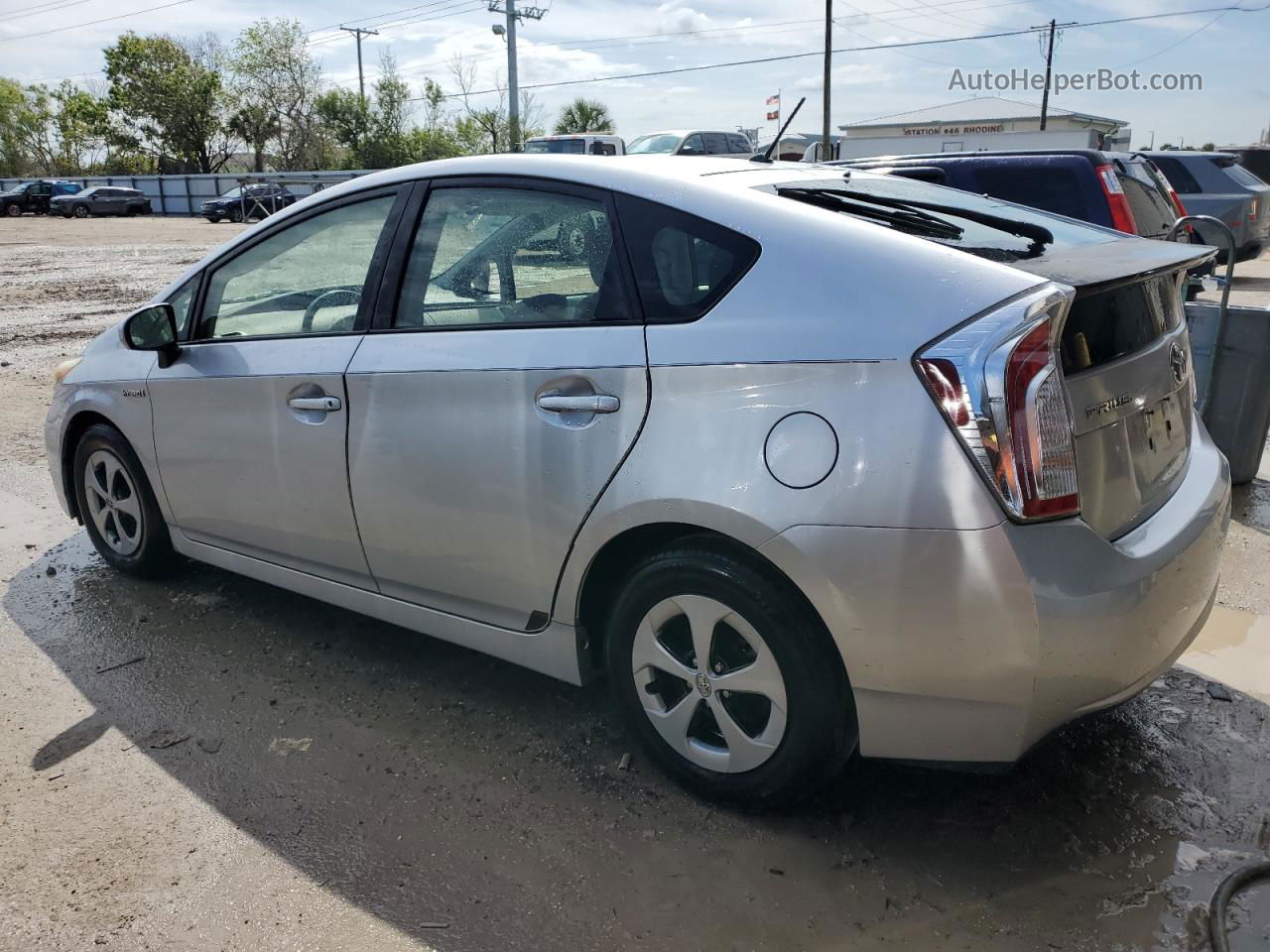 2013 Toyota Prius  Серебряный vin: JTDKN3DU6D5572398