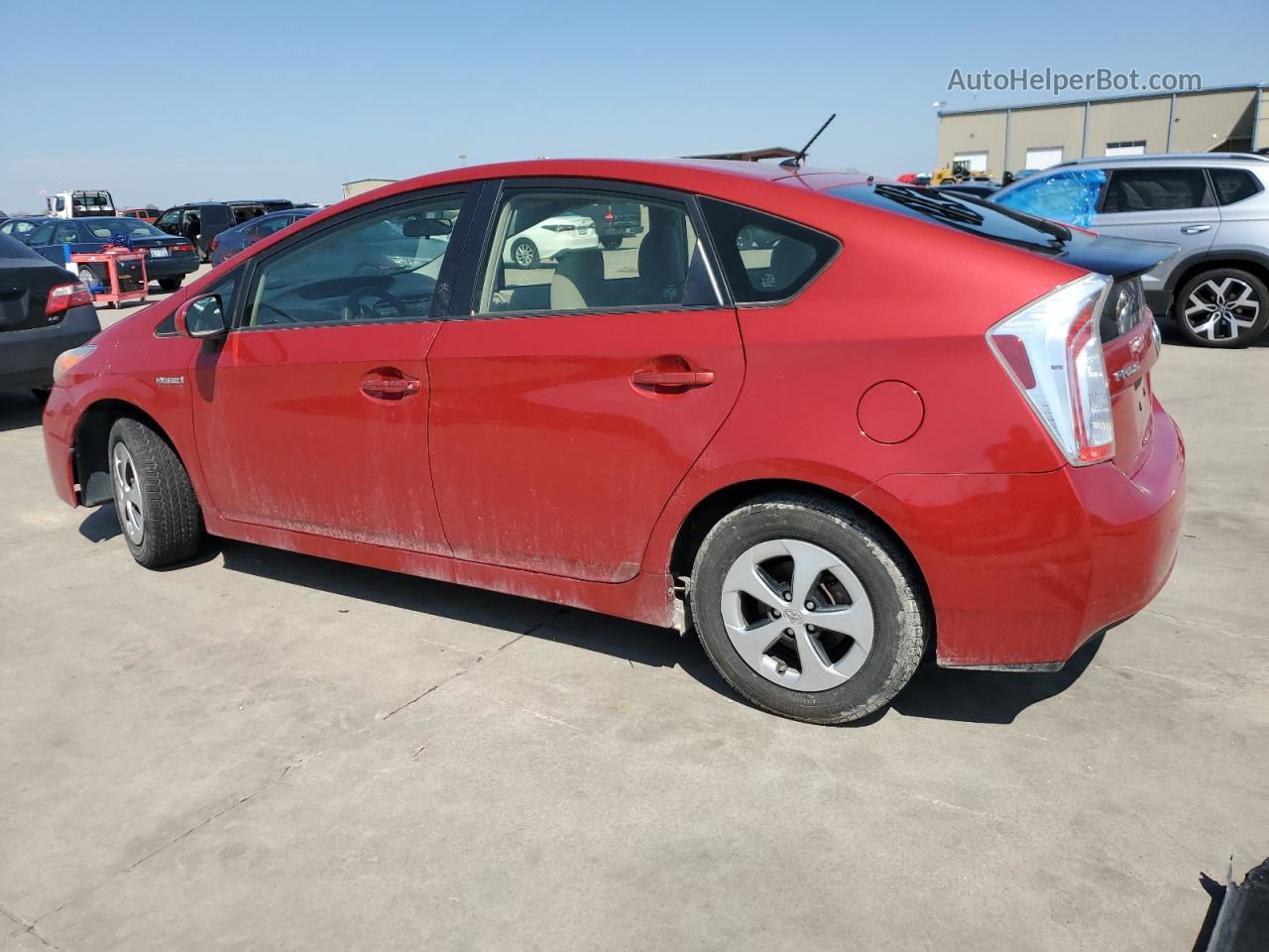 2013 Toyota Prius  Red vin: JTDKN3DU6D5632812