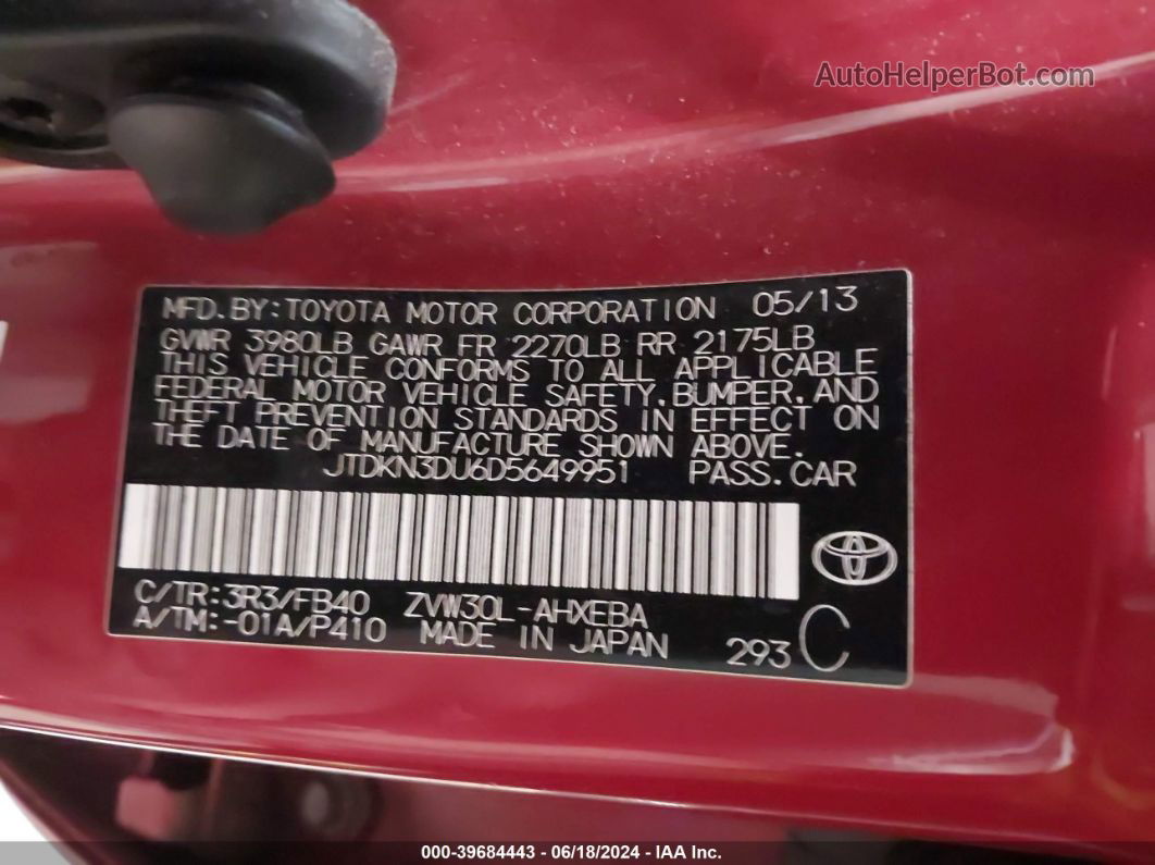 2013 Toyota Prius Two Red vin: JTDKN3DU6D5649951