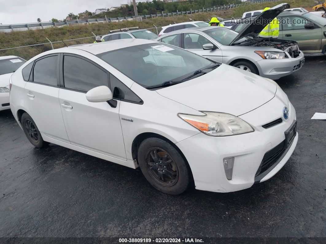 2014 Toyota Prius Four White vin: JTDKN3DU6E1748312