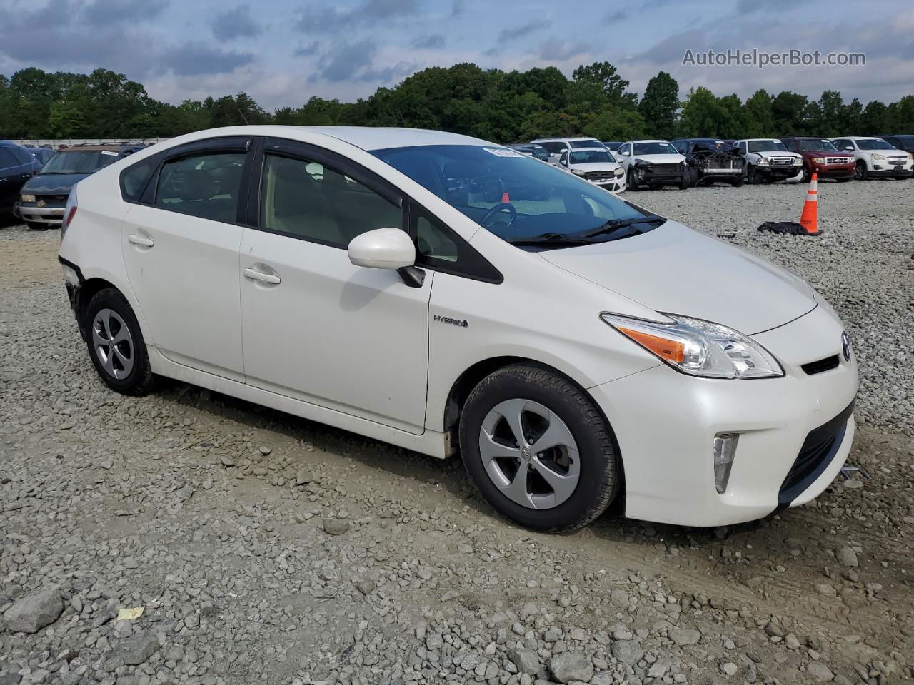 2014 Toyota Prius  White vin: JTDKN3DU6E1757222