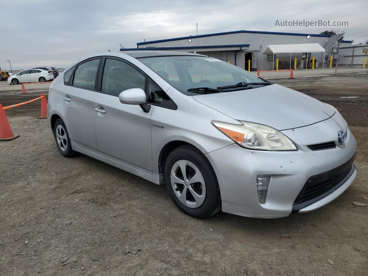 2014 Toyota Prius  Silver vin: JTDKN3DU6E1775722