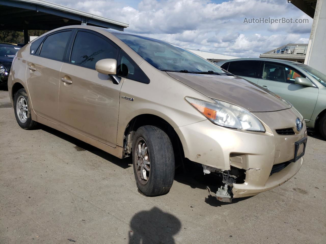 2011 Toyota Prius  Gold vin: JTDKN3DU7B1336038