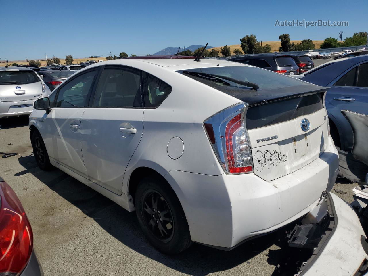 2012 Toyota Prius  White vin: JTDKN3DU7C5427370