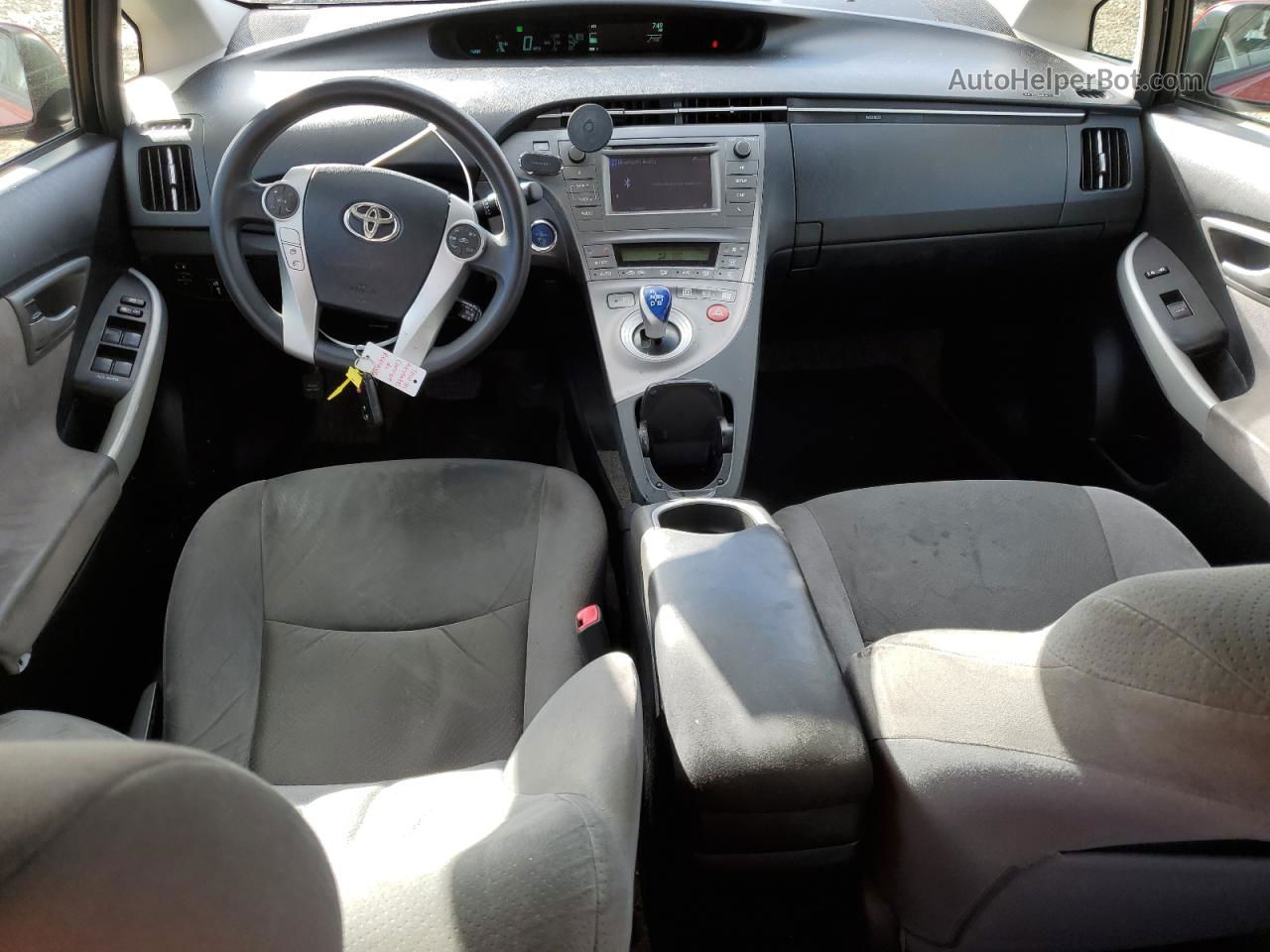 2013 Toyota Prius  Красный vin: JTDKN3DU7D5540527