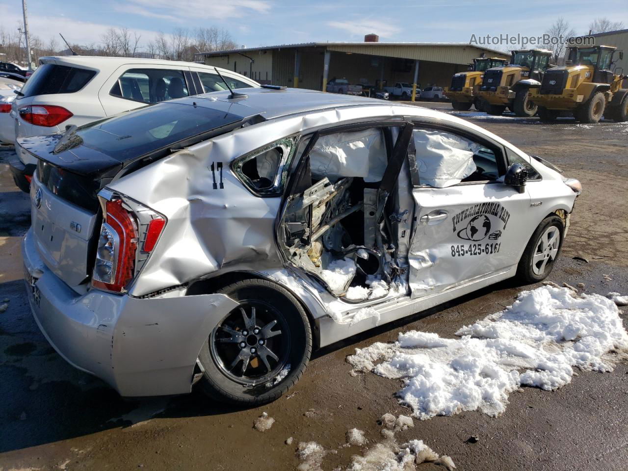 2013 Toyota Prius  Серебряный vin: JTDKN3DU7D5573737