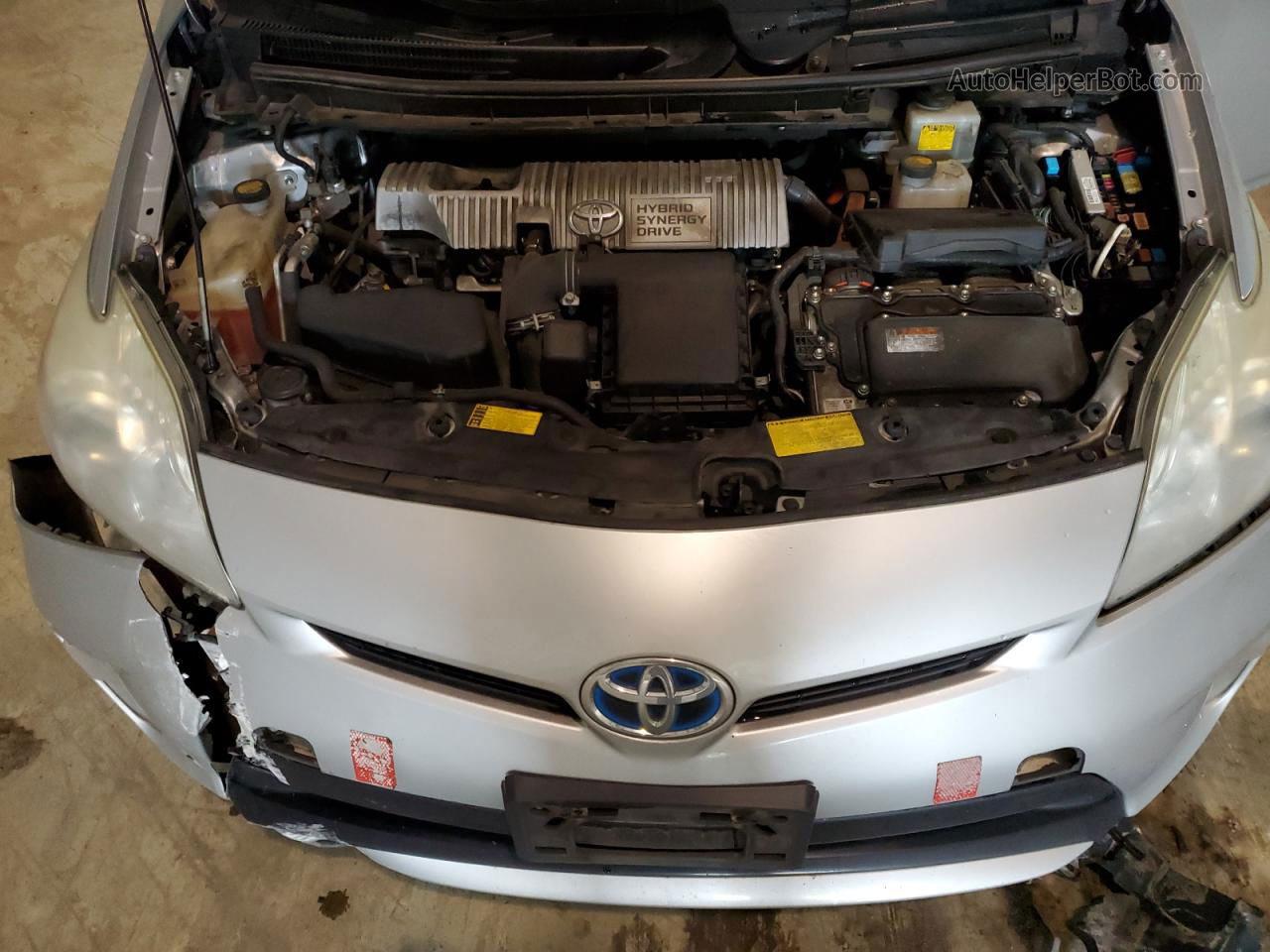 2013 Toyota Prius  Серебряный vin: JTDKN3DU7D5626145