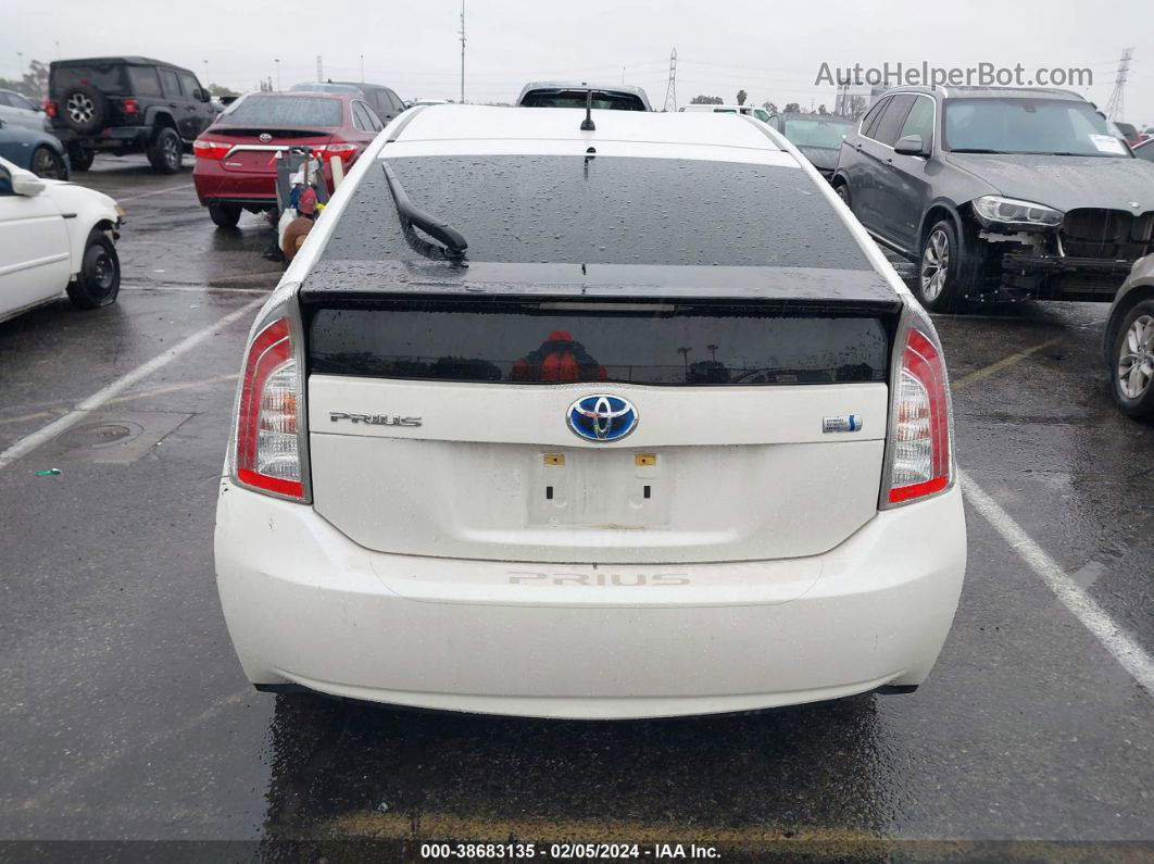 2014 Toyota Prius Two White vin: JTDKN3DU7E1762588