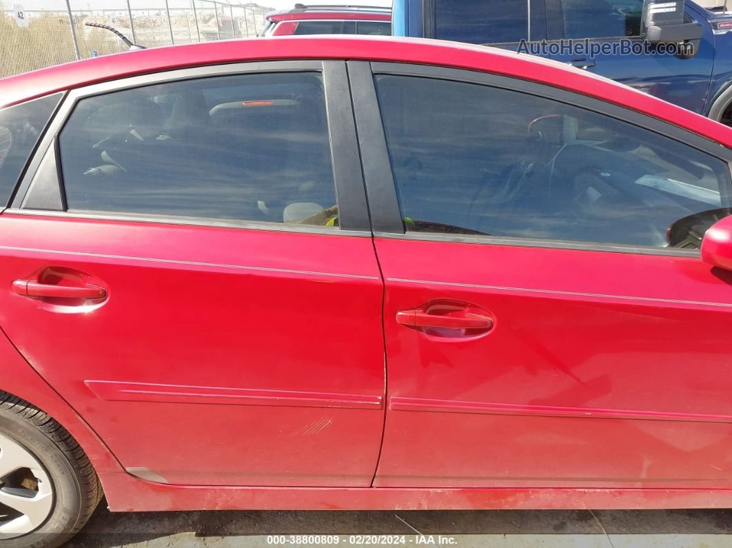2015 Toyota Prius Two Красный vin: JTDKN3DU7F0442369