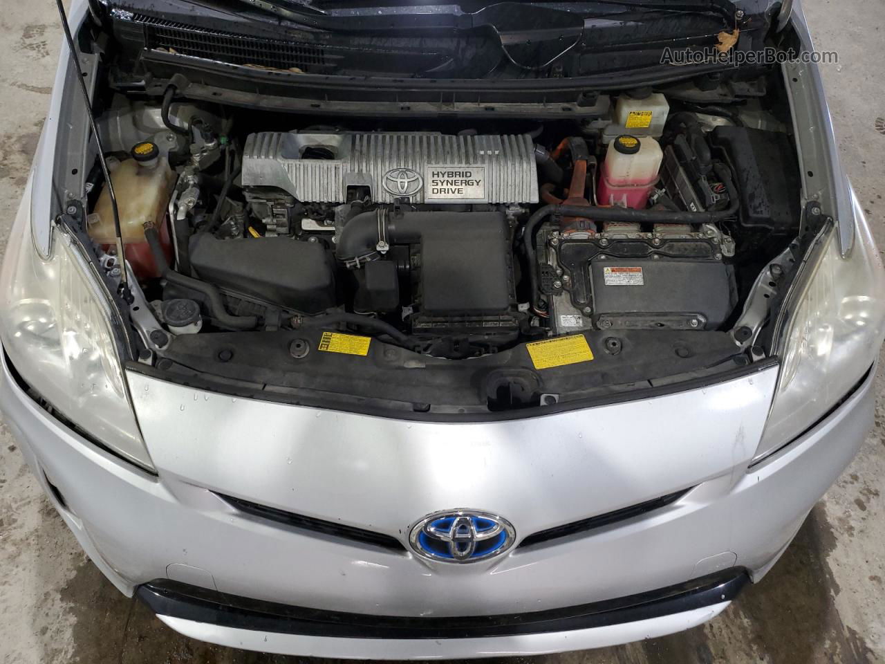 2013 Toyota Prius  Серебряный vin: JTDKN3DU8D0341998