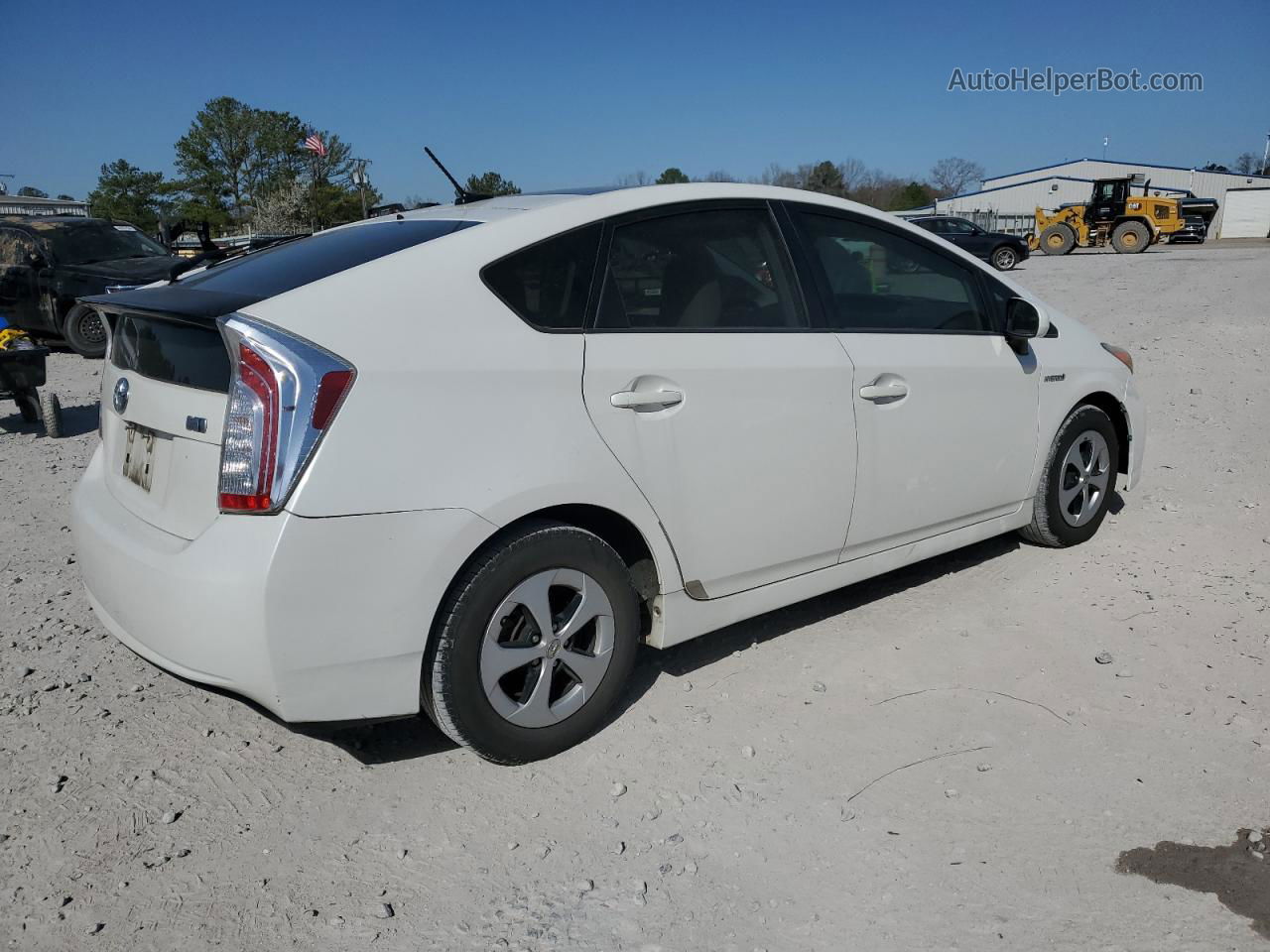 2013 Toyota Prius  White vin: JTDKN3DU8D5663091