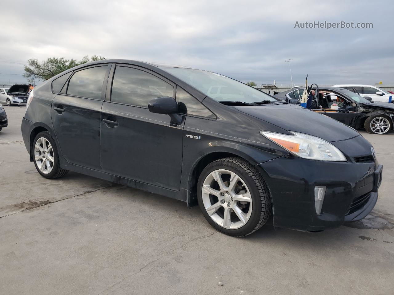 2013 Toyota Prius  Черный vin: JTDKN3DU8D5693630