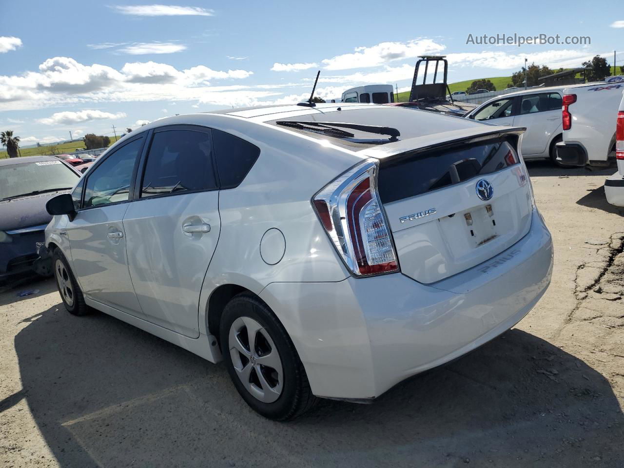 2014 Toyota Prius  White vin: JTDKN3DU8E1767606