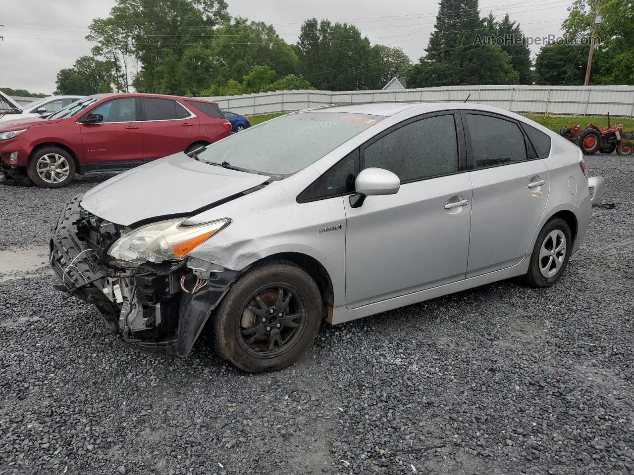 2014 Toyota Prius  Серебряный vin: JTDKN3DU8E1771509