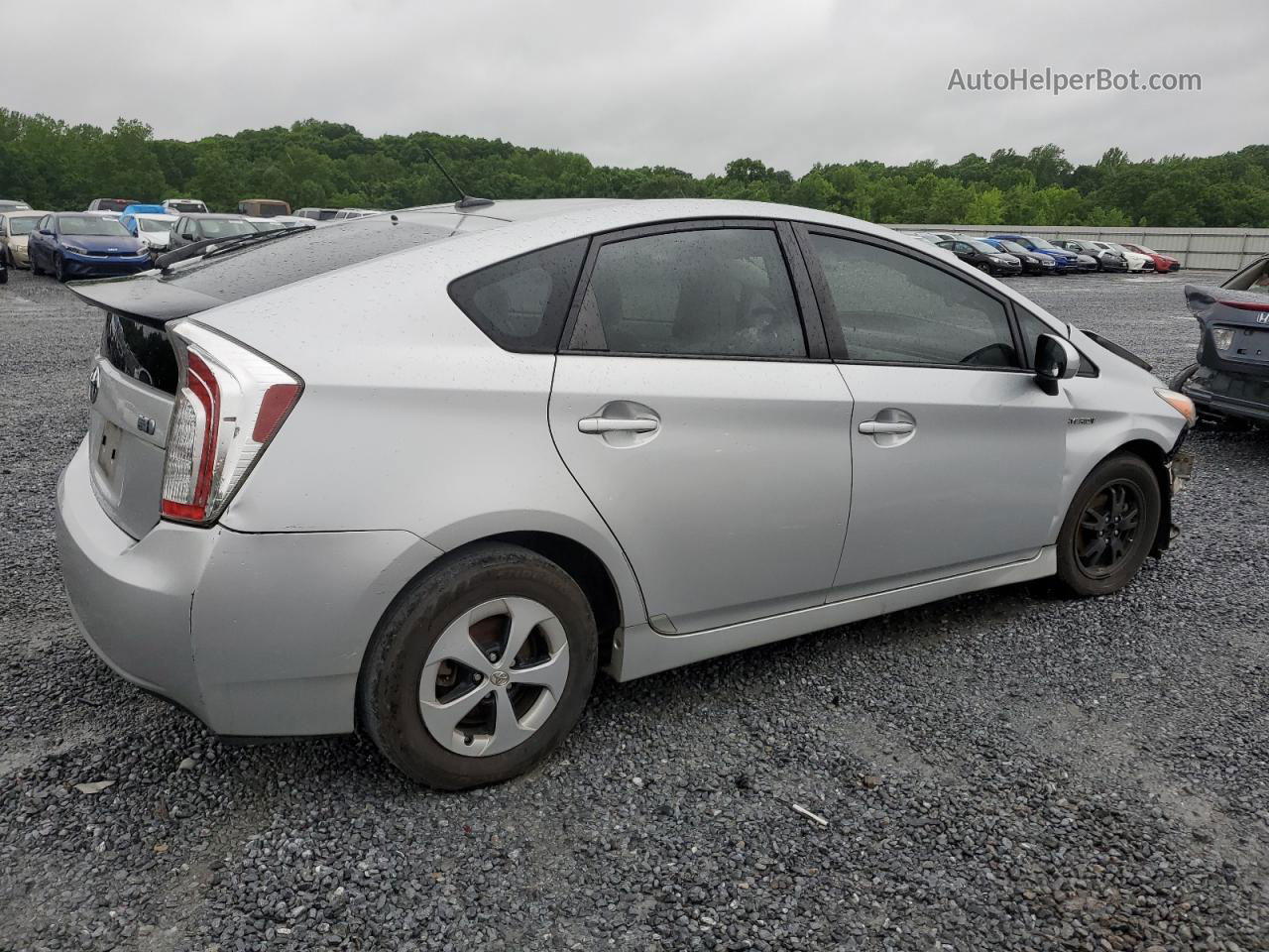 2014 Toyota Prius  Серебряный vin: JTDKN3DU8E1771509