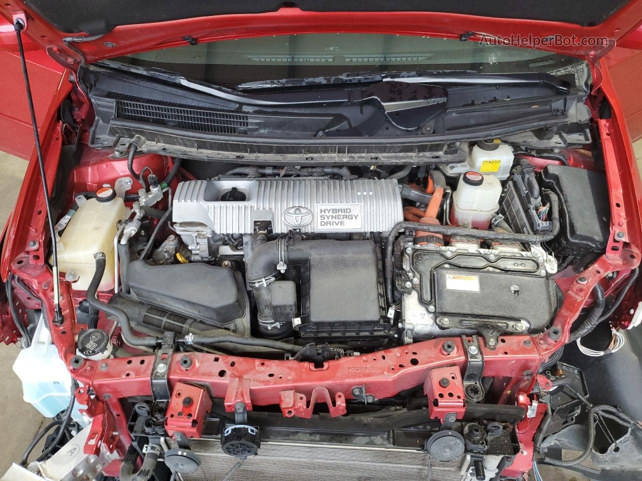 2015 Toyota Prius  Red vin: JTDKN3DU8F1933527