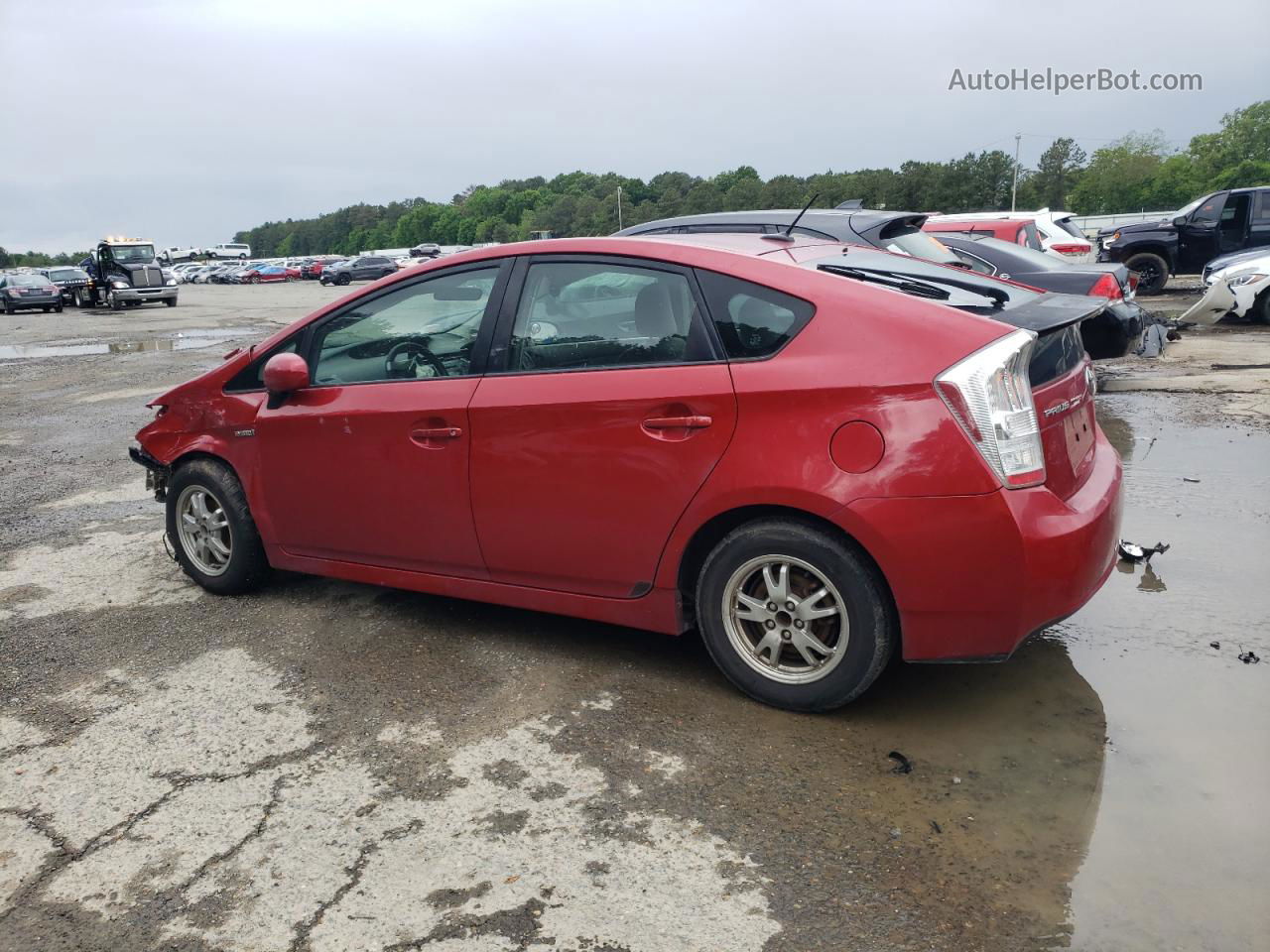 2011 Toyota Prius  Red vin: JTDKN3DU9B0280321