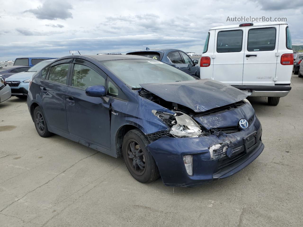 2013 Toyota Prius  Blue vin: JTDKN3DU9D1640510