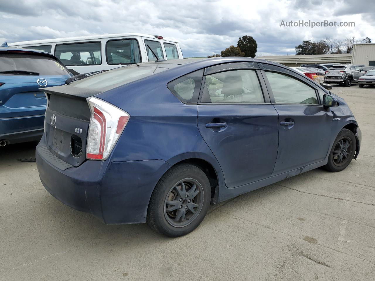 2013 Toyota Prius  Blue vin: JTDKN3DU9D1640510