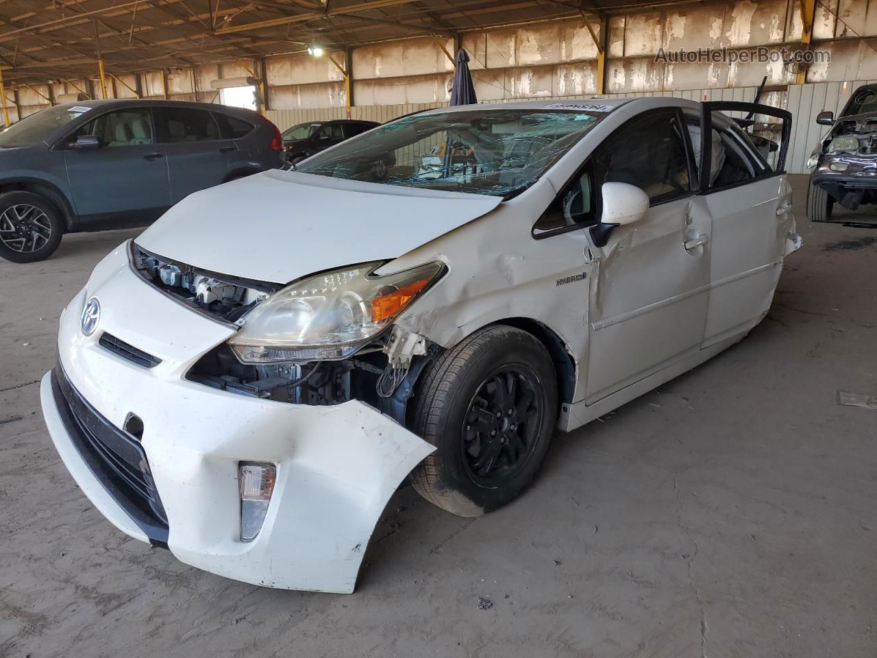 2013 Toyota Prius  White vin: JTDKN3DU9D1720664