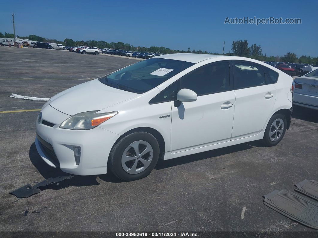 2013 Toyota Prius Two White vin: JTDKN3DU9D5560469