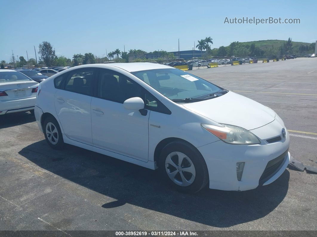 2013 Toyota Prius Two White vin: JTDKN3DU9D5560469