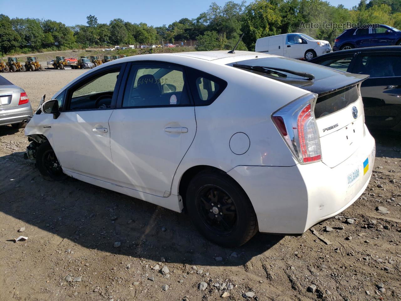 2013 Toyota Prius  White vin: JTDKN3DU9D5578938